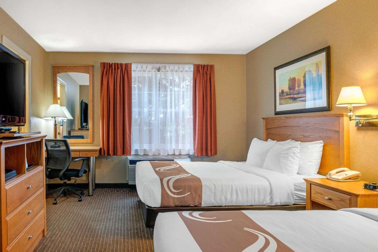 Quality Inn & Suites Cornwall Kültér fotó