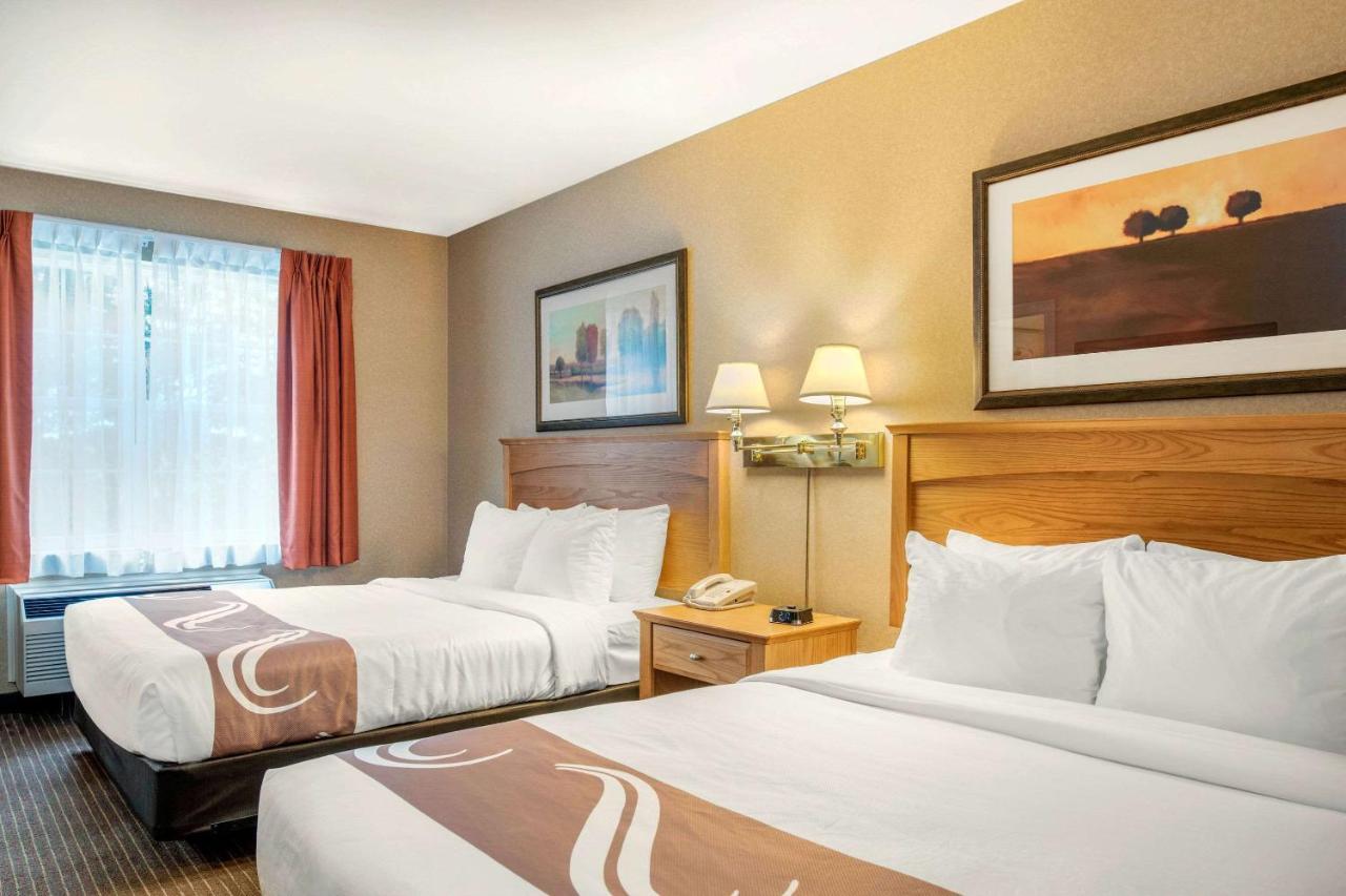 Quality Inn & Suites Cornwall Kültér fotó